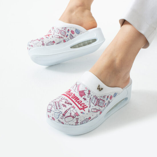 Zuecos sanitarios de piel para mujer con plataforma - estampado Pharmacy — 4