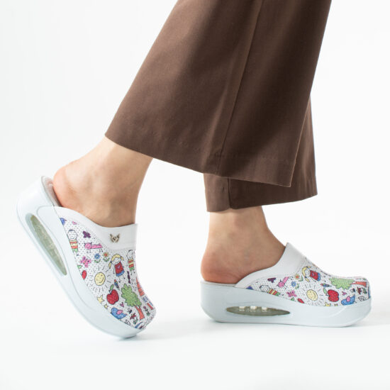 Zuecos de trabajo de piel para mujer con plataforma – estampado Bambas — 2