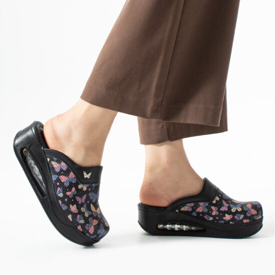 Zuecos de trabajo de piel para mujer con plataforma – estampado Wings — 2