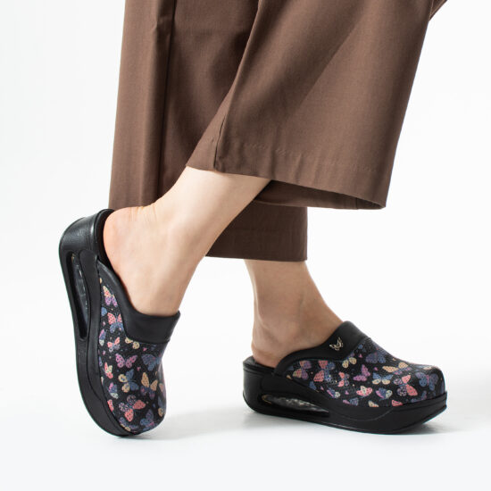 Zuecos de trabajo de piel para mujer con plataforma – estampado Wings — 3