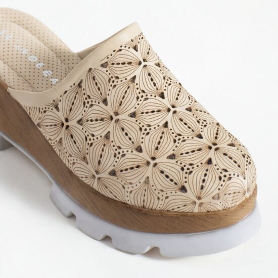 Zuecos beige de verano con plataforma para mujer - vista lateral