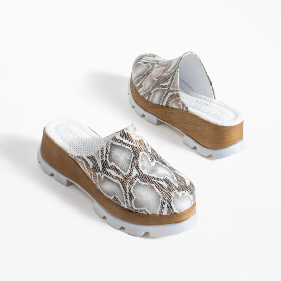 Zuecos plateados de verano con plataforma para mujer - vista lateral