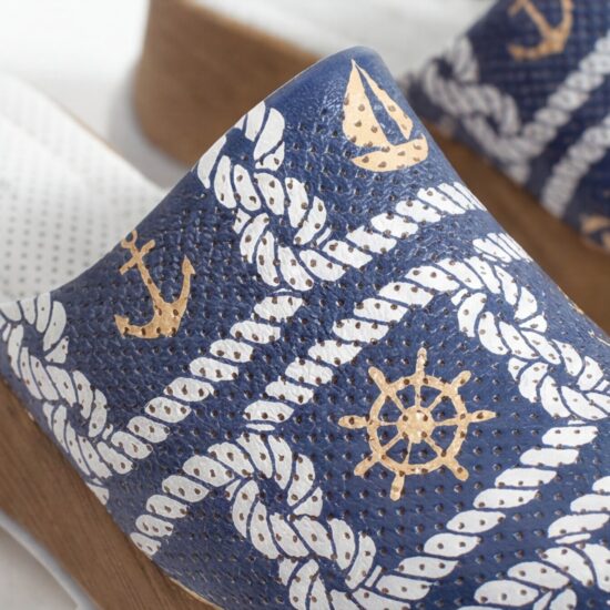 Zuecos azules de verano con plataforma para mujer - detalle