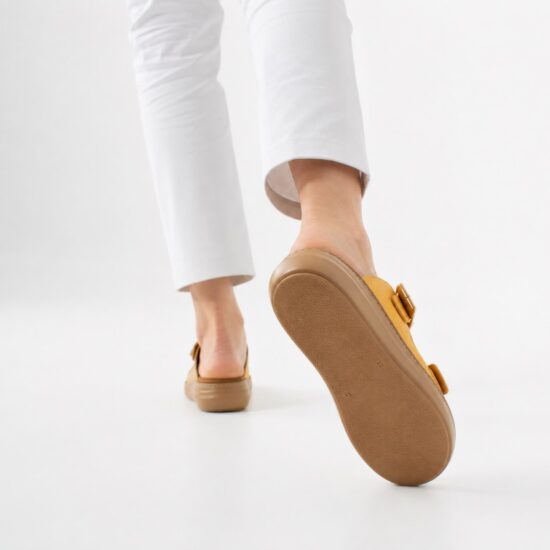 Sandalias de mujer de piel con plantilla extraíble - detalle