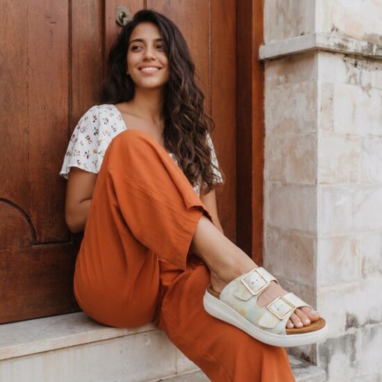 Sandalias de mujer de piel con plantilla extraíble - Естествена кожа
