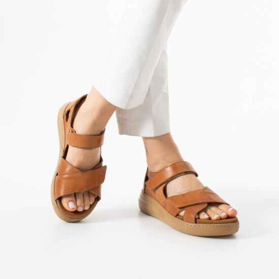 Sandalias de piel para mujer con talón cerrado y plantillas extraíbles - Естествена кожа