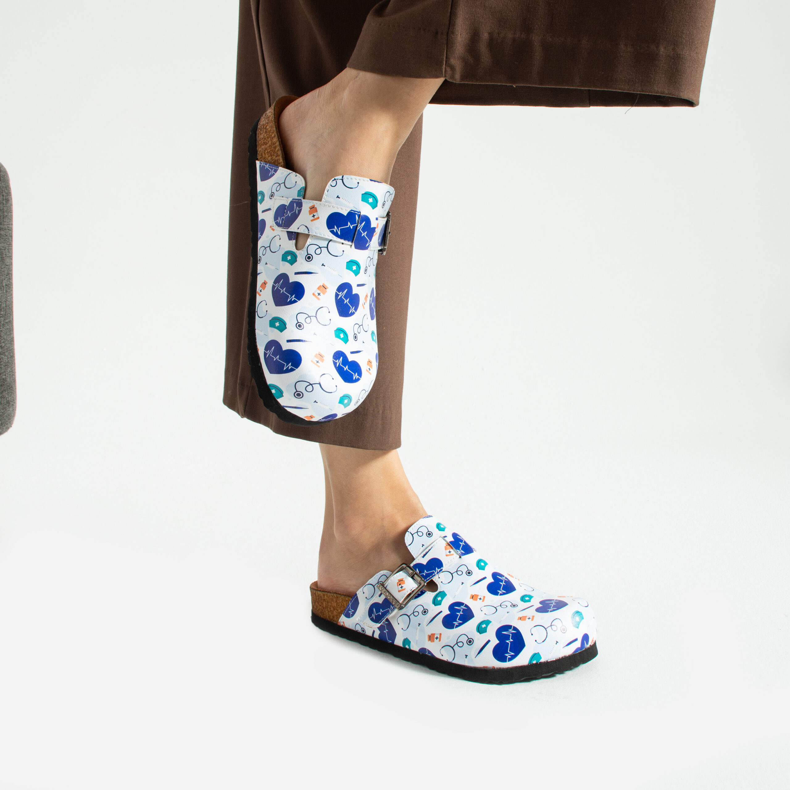 Zuecos planos estampados para enfermera Zuecos planos de trabajo para mujer Медицински 3 Zuecos planos estampados para enfermera — 3