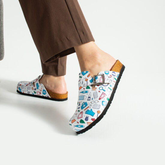 Zuecos planos estampados para enfermera — 6