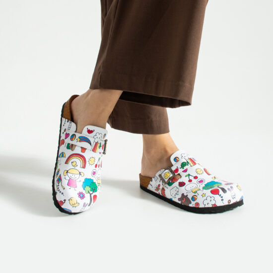 Zuecos planos estampados para maestras — 4