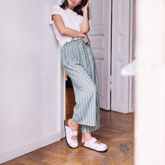Zuecos planos estampados — 2