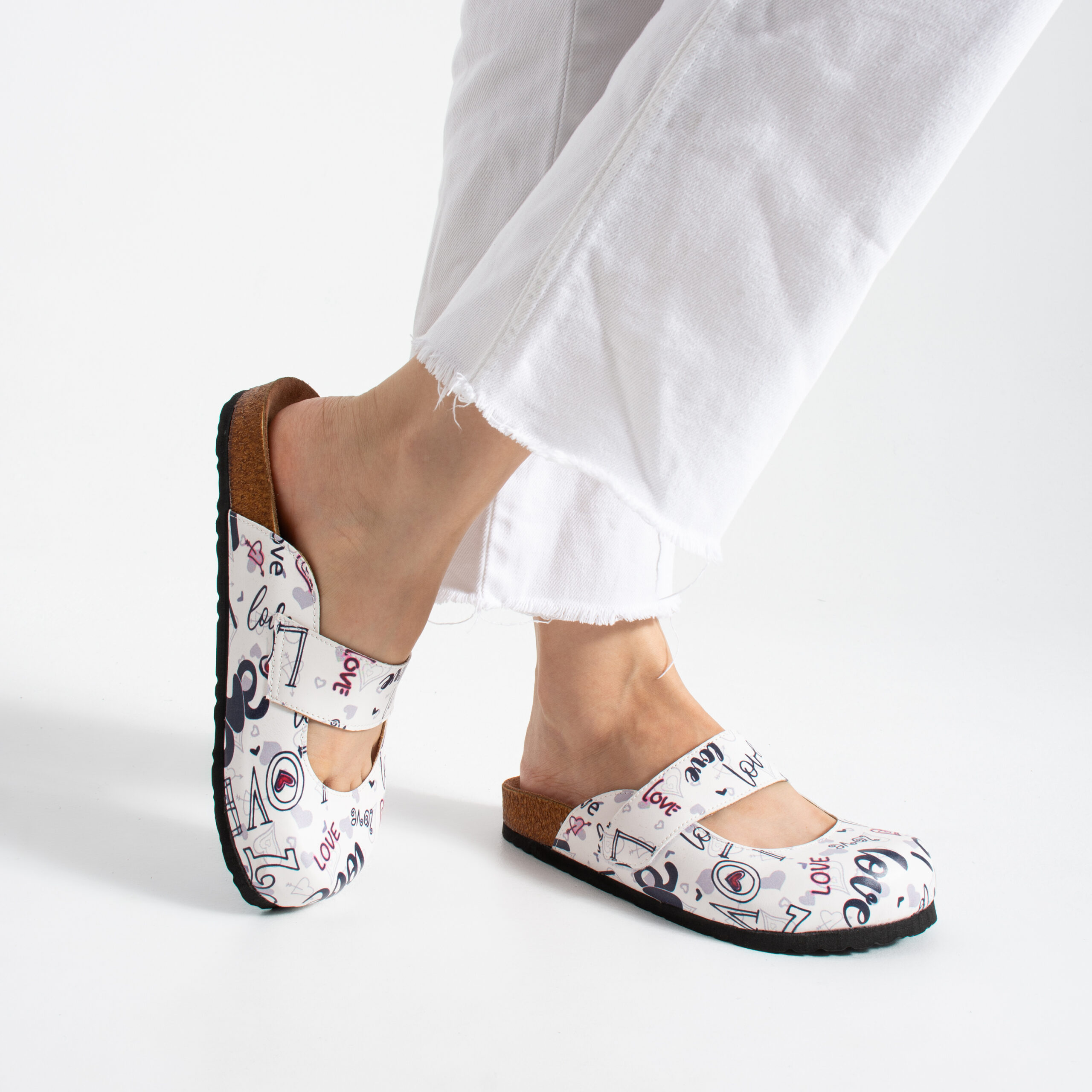 Zuecos planos estampados Zuecos de mujer Шарени 3 Zuecos planos estampados — 3