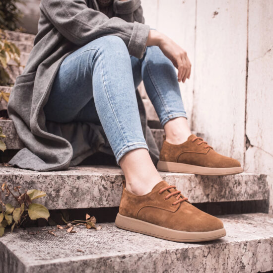 Zapatos cómodos de piel de ante con memory foam - Marrón